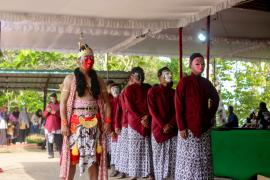 KIRAB BUDAYA SEMARAKKAN MERTI DUSUN BOBUNG